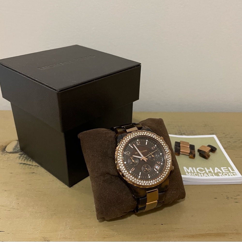 Michael Kors Oversized Tortoiseshell Watch